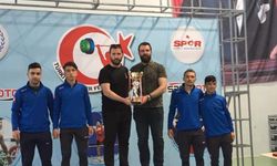 BURSA-YILDIRIMLI HALTERCİLERDEN TÜRKİYE 3.LÜĞÜ