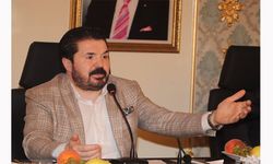 Ağrı Belediye Başkanı Savcı Sayan Gazeteciler Gününde Çarpıcı Açıklamalar Yapıyor