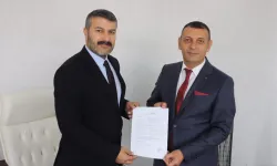 Avukat Mehmet Salih Aydın, Ağrı Belediye Başkanlığı İçin Ak Parti’den Aday Adaylığını Açıkladı