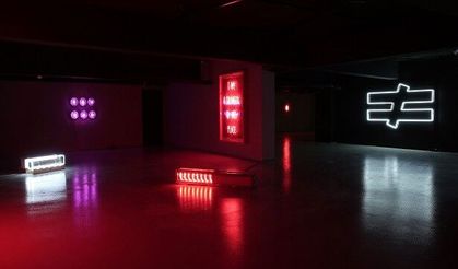 Nilüfer'de Sergileniyor Neon ve Işığın Çağdaş Sanata Yansıması
