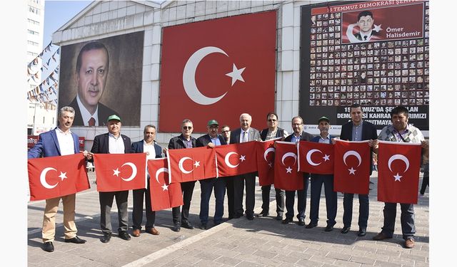 Bursa Kent Konseyi’nden Barış Pınarı Harekatı'na Bayrak'lı Destek