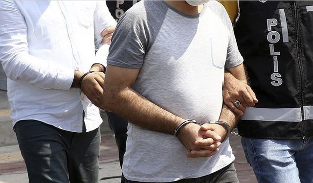 Bursa merkezli FETÖ operasyonunda 12 şüpheli yakalandı