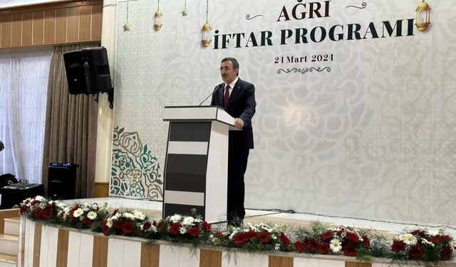 Cumhurbaşkanı Yardımcısı Yılmaz, Ağrı’daki ziyaretinde açıklamalarda bulundu