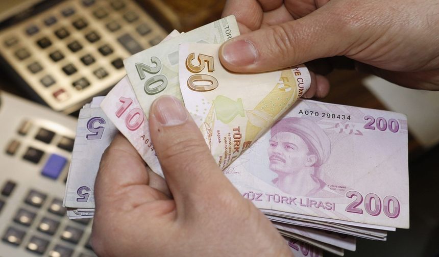 Asgari ücrete zam için masaya oturuluyor