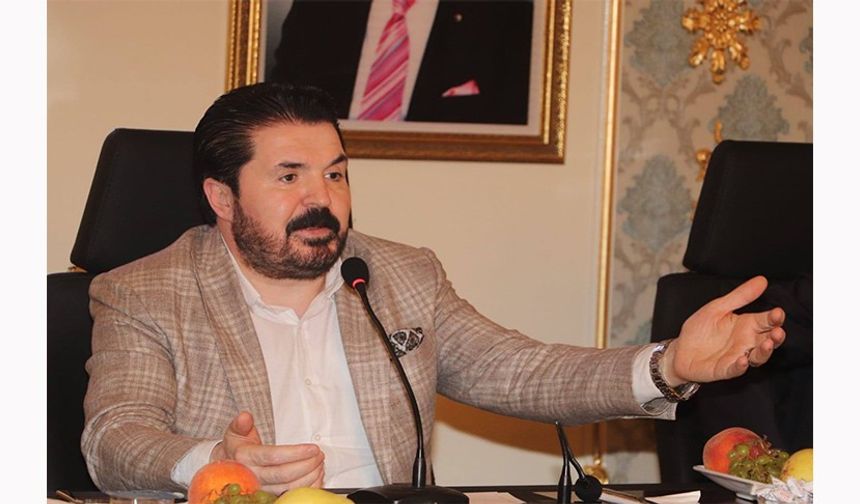 Ağrı Belediye Başkanı Savcı Sayan Gazeteciler Gününde Çarpıcı Açıklamalar Yapıyor