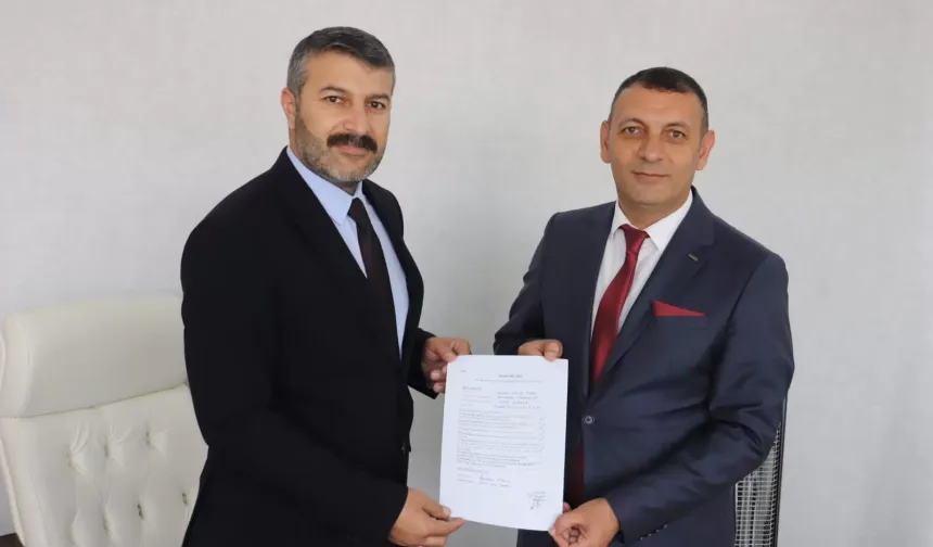 Avukat Mehmet Salih Aydın, Ağrı Belediye Başkanlığı İçin Ak Parti’den Aday Adaylığını Açıkladı